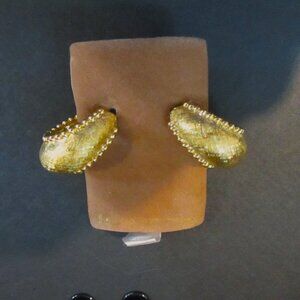 Hoop Earrings Gold Tone 1" New Without Tag 1990's